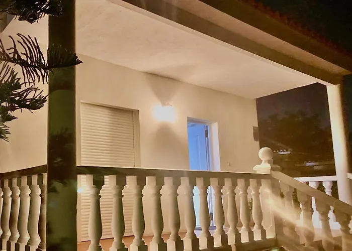 Casa Las Emilias En La Canada